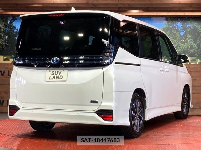 Toyota VOXY HYBRID 2025-10 6999130-17