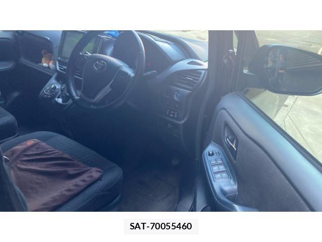 Toyota VOXY HYBRID 2014-06 6999149-9