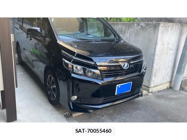 Toyota VOXY HYBRID 2014-06 6999149-1
