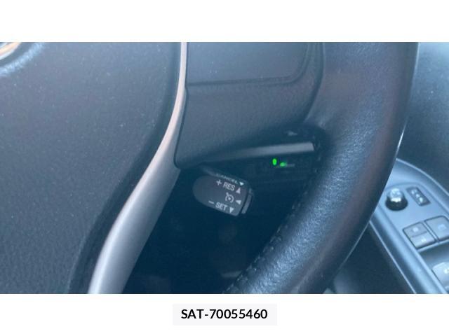Toyota VOXY HYBRID 2014-06 6999149-20