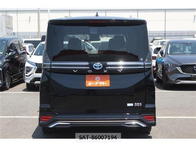 Toyota VOXY HYBRID 2025-04 6999132-11