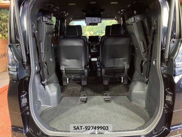 Toyota VOXY HYBRID 2023-09 6999122-9