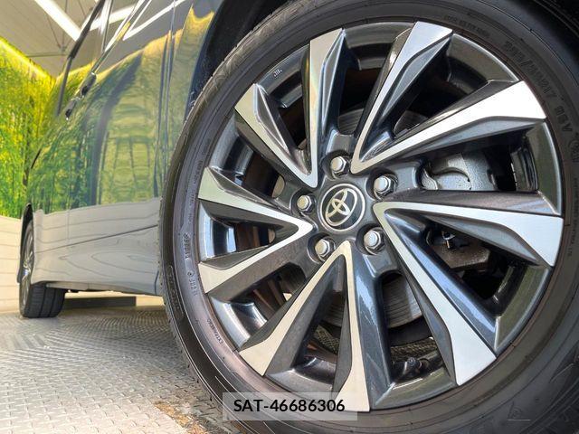 Toyota VOXY HYBRID 2022-09 6999135-13