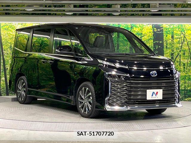 Toyota VOXY HYBRID 2024-03 6999123-15