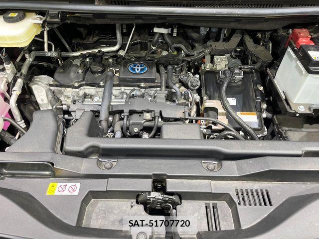 Toyota VOXY HYBRID 2024-03 6999123-17
