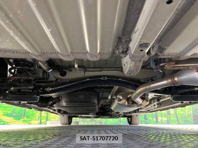 Toyota VOXY HYBRID 2024-03 6999123-18