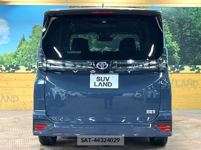 Toyota VOXY HYBRID 2023-09 6999134-14