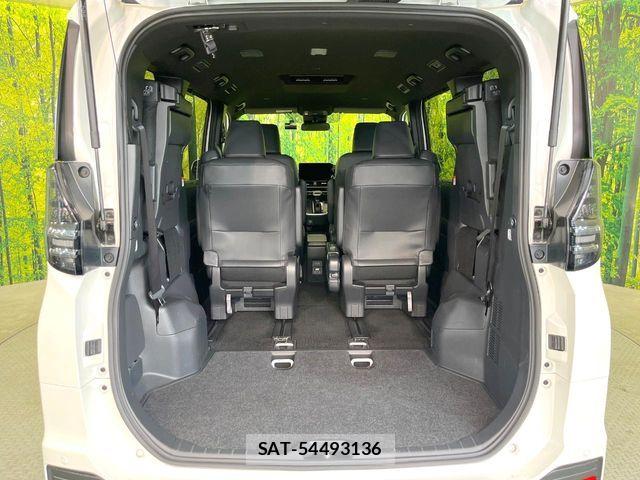 Toyota VOXY HYBRID 2025-10 6999133-10