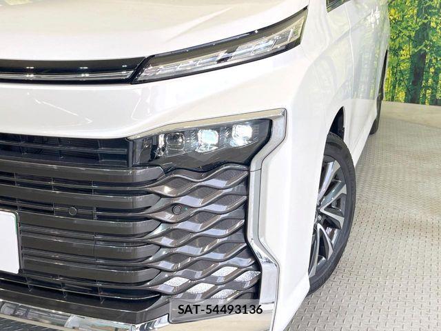 Toyota VOXY HYBRID 2025-10 6999133-12