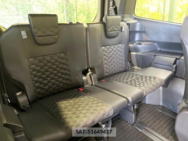 Toyota VOXY HYBRID 2024-08 6999128-9