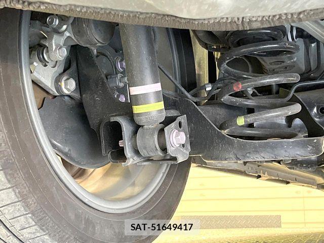 Toyota VOXY HYBRID 2024-08 6999128-17