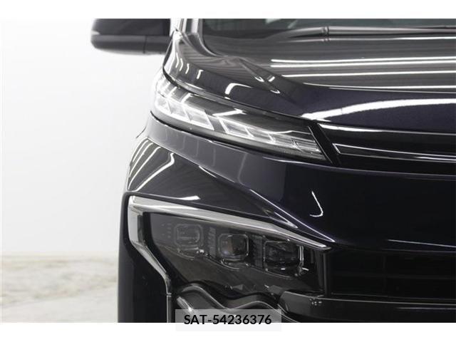 Toyota VOXY HYBRID 2024-06 7021878-11
