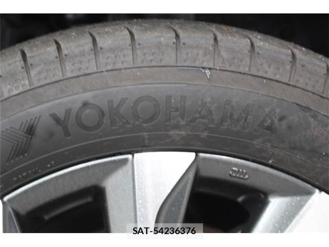 Toyota VOXY HYBRID 2024-06 7021878-20