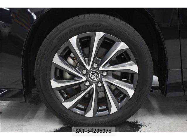 Toyota VOXY HYBRID 2024-06 7021878-23