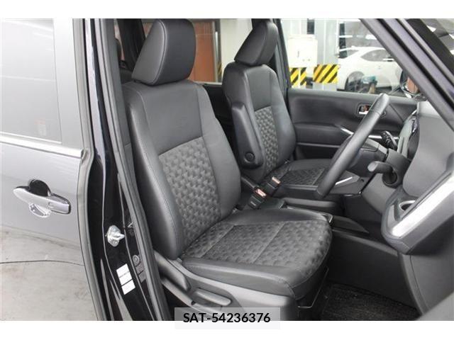 Toyota VOXY HYBRID 2024-06 7021878-26