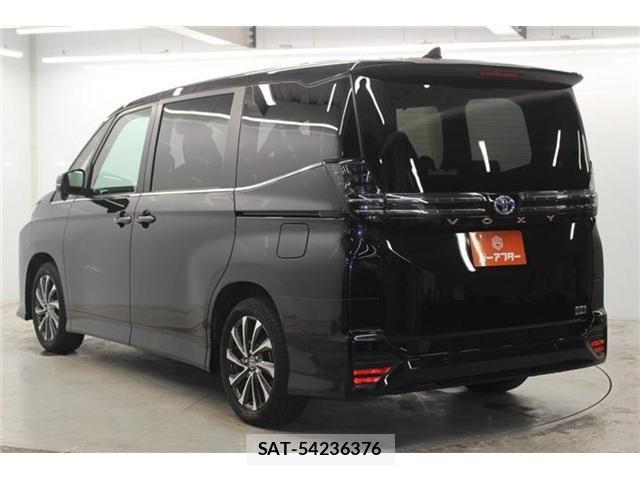 Toyota VOXY HYBRID 2024-06 7021878-6