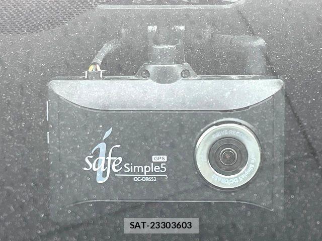 Toyota VOXY HYBRID 2021-11 7021883-5