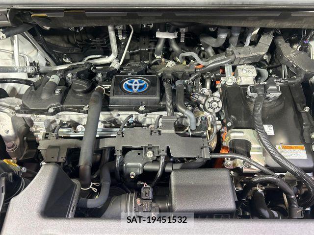 Toyota VOXY HYBRID 2024-07 7021877-18