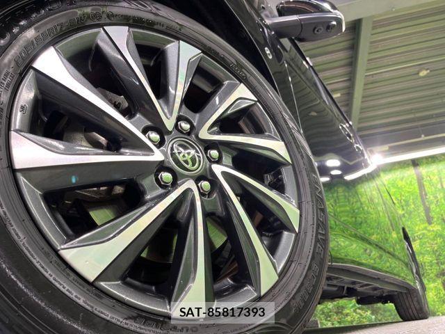 Toyota VOXY HYBRID 2024-03 7021882-13