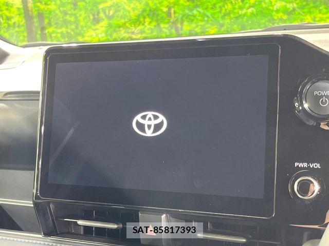 Toyota VOXY HYBRID 2024-03 7021882-3