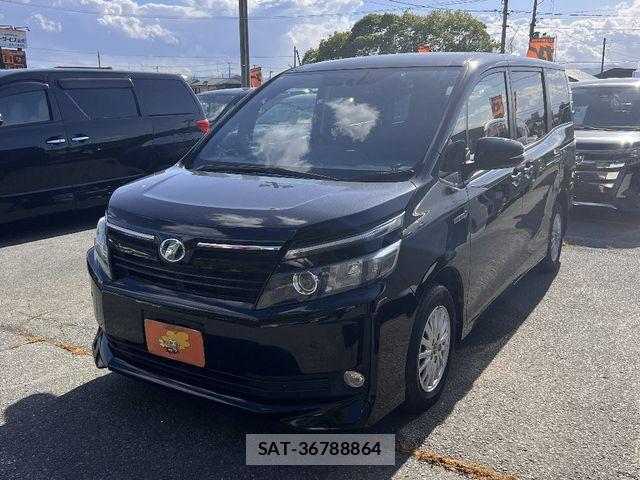 Toyota VOXY HYBRID 2015-05 7021888-0