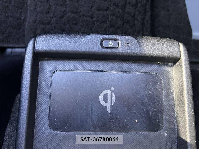 Toyota VOXY HYBRID 2015-05 7021888-20