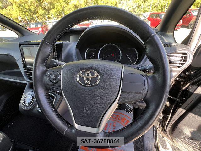 Toyota VOXY HYBRID 2015-05 7021888-6