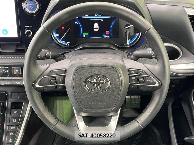 Toyota VOXY HYBRID 2022-07 7021876-11