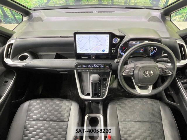 Toyota VOXY HYBRID 2022-07 7021876-1