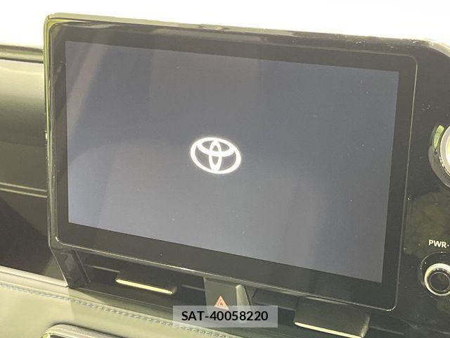 Toyota VOXY HYBRID 2022-07 7021876-2