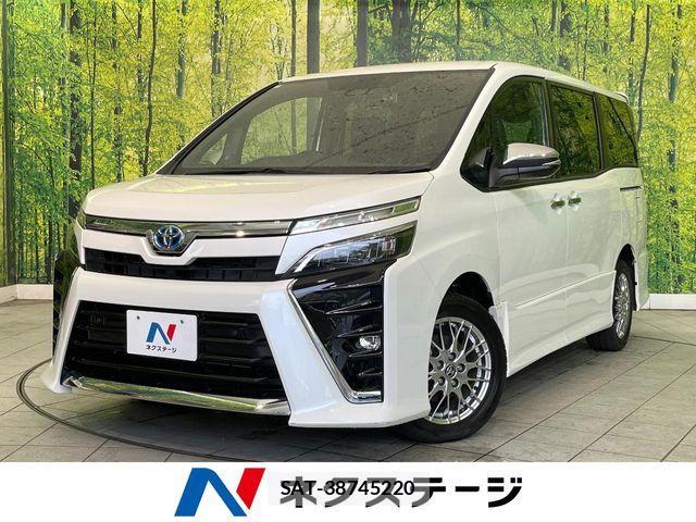 Toyota VOXY HYBRID 2021-06 7061359-0