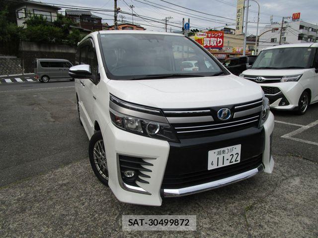 Toyota VOXY HYBRID 2016-10 7061362-0