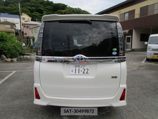 Toyota VOXY HYBRID 2016-10 7061362-6