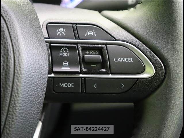 Toyota VOXY HYBRID 2024-08 7061356-16