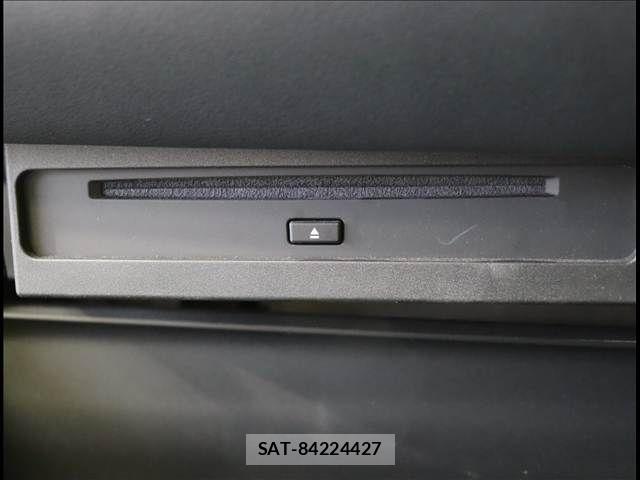 Toyota VOXY HYBRID 2024-08 7061356-6