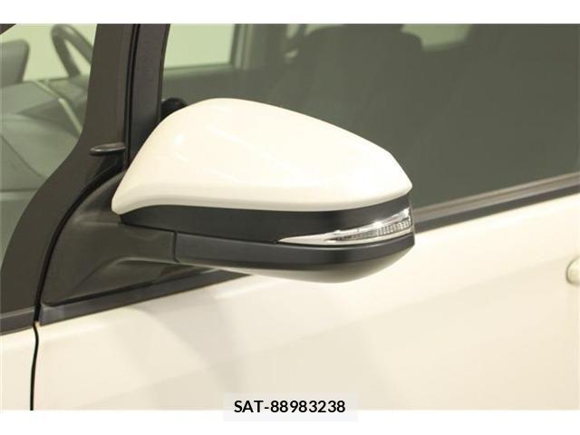 Toyota VOXY HYBRID 2014-06 7061367-19