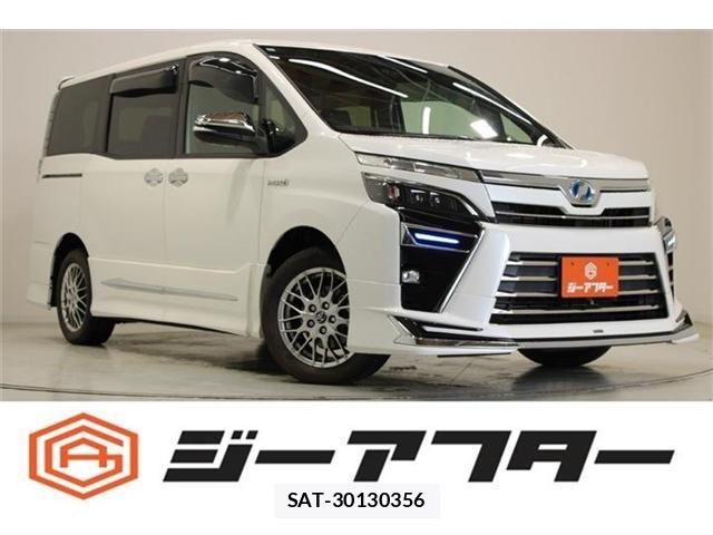 Toyota VOXY HYBRID 2018-05 7061361-0