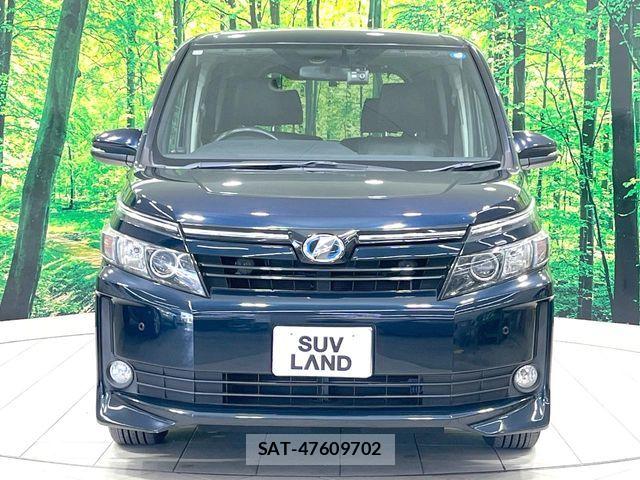 Toyota VOXY HYBRID 2015-01 7061371-16