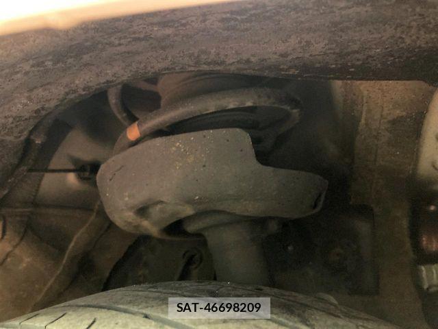 Toyota VOXY HYBRID 2023-04 7061343-19