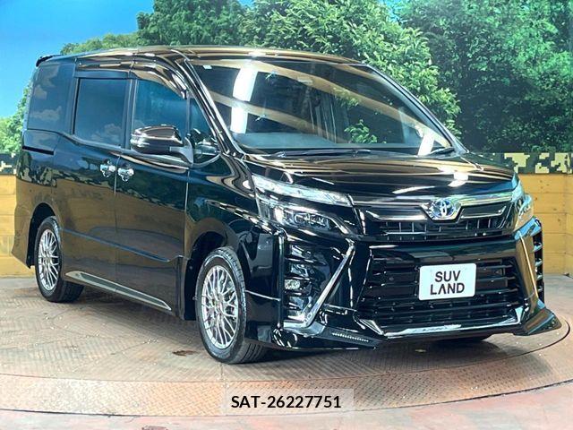 Toyota VOXY HYBRID 2020-11 7061354-15