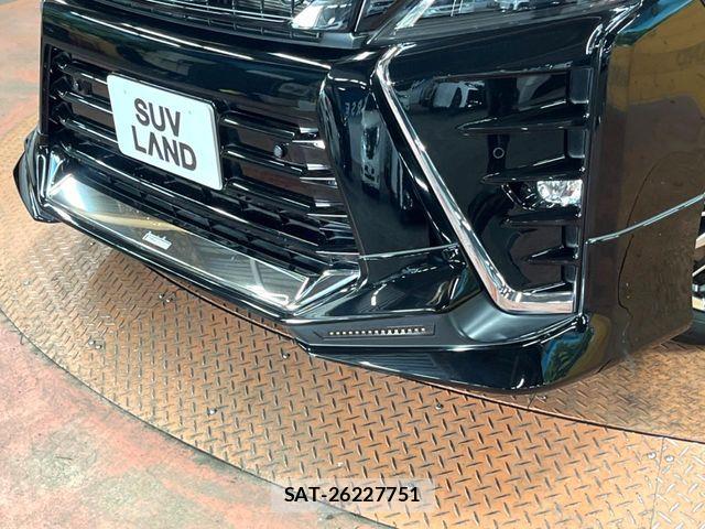 Toyota VOXY HYBRID 2020-11 7061354-2
