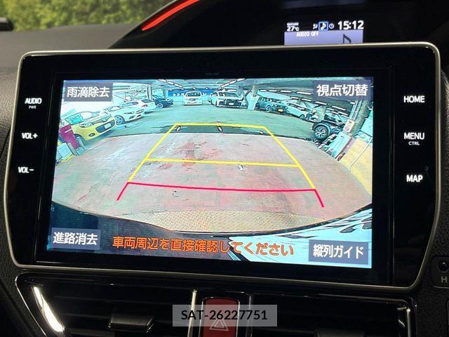Toyota VOXY HYBRID 2020-11 7061354-5