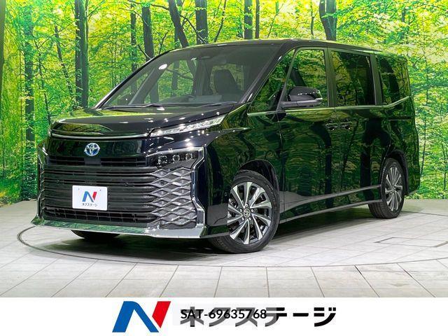 Toyota VOXY HYBRID 2023-05 7061349-0