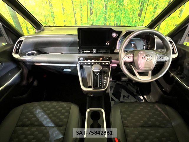 Toyota VOXY HYBRID 2025-02 7061347-1