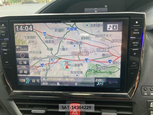 Toyota VOXY HYBRID 2014-07 7061368-17