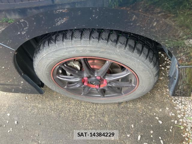 Toyota VOXY HYBRID 2014-07 7061368-8