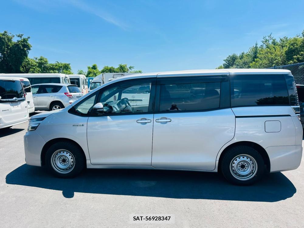 Toyota VOXY HYBRID 2019 7072721-1