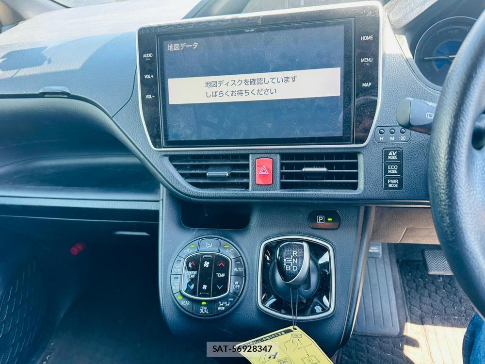 Toyota VOXY HYBRID 2019 7072721-19