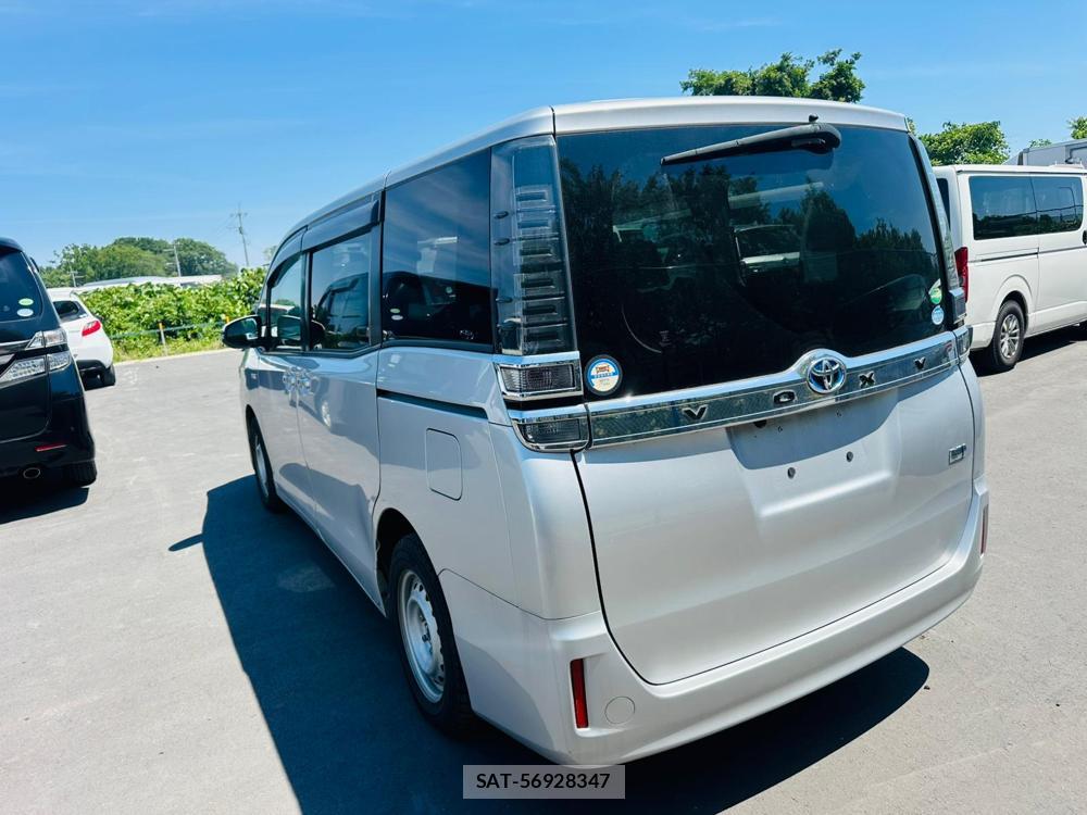 Toyota VOXY HYBRID 2019 7072721-2