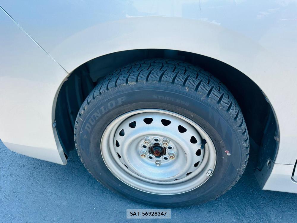 Toyota VOXY HYBRID 2019 7072721-29